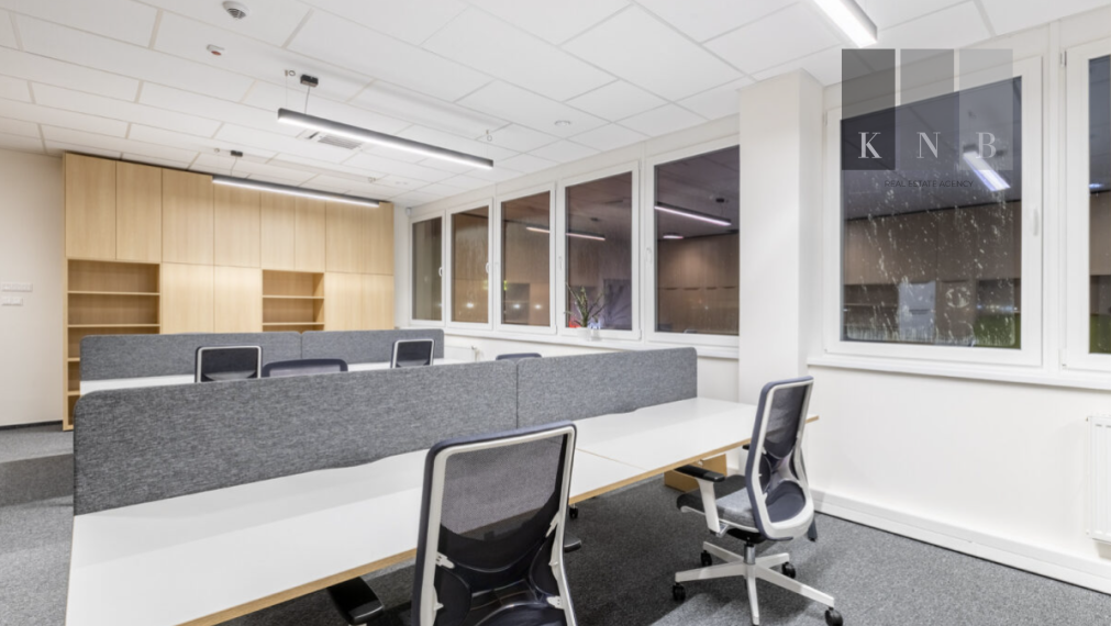 Prenájom nových, kompletne zariadených kancelárii priamo pri letiskovej dráhe v meste Bratislava