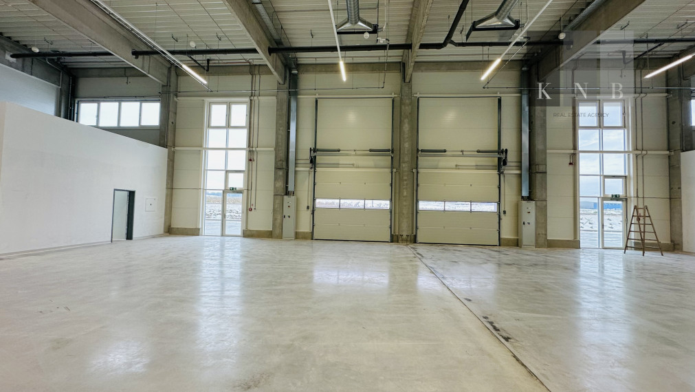 Prenájom priestoru Obchod, Sklad, Kancelária pod jednou strechou 470 m² s tepelnými čerpadlami v meste Nitra