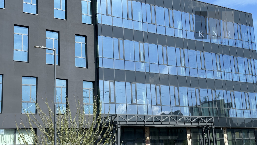 Predaj multifunkčnej budovy 8 903m² v časti Košice Juh s pozemkom 8 562m²