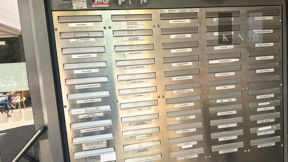 Predaj nebytového priestoru 156 m² v atraktívnej časti Ružinova v meste Bratislava