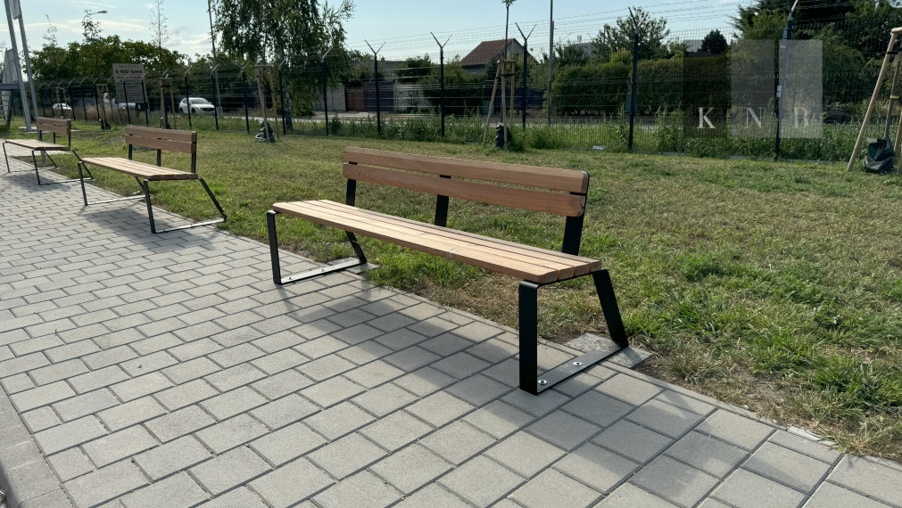 Prenájom 2 nových skladov od 800 m² vrátane kancelárii priamo v meste Bratislava