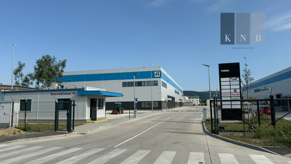 Prenájom 2 nových skladov od 800 m² vrátane kancelárii priamo v meste Bratislava