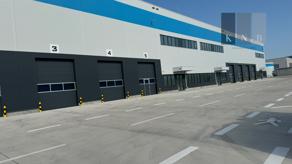 Prenájom 2 nových skladov od 800 m² vrátane kancelárii priamo v meste Bratislava