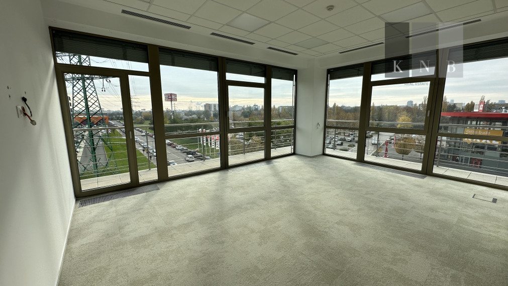 Modern office space for rent on Galvaniho Street in the city of Bratislava