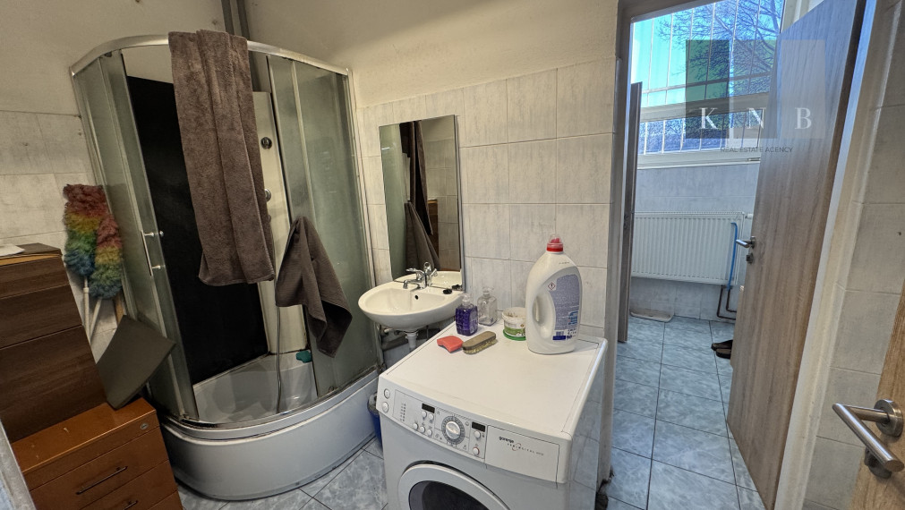 Prenájom skladového priestoru 1070 m² v meste Bratislava