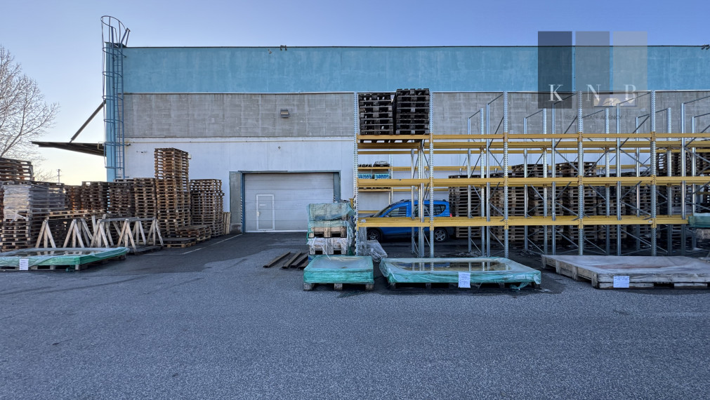 Prenájom skladového priestoru 1070 m² v meste Bratislava