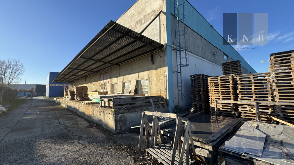 Prenájom skladového priestoru 1070 m² v meste Bratislava