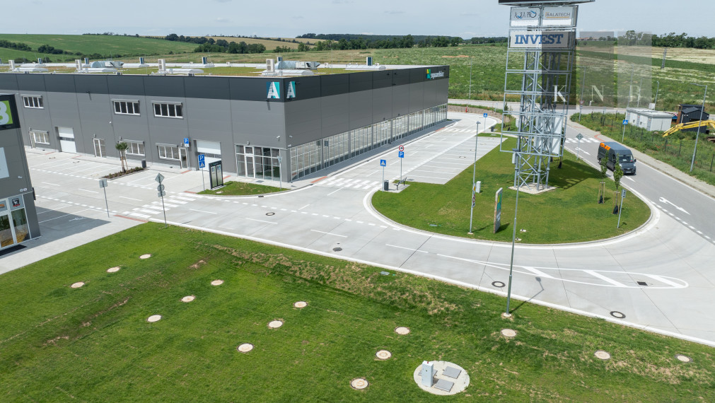 Prenájom priestoru Obchod, Sklad, Kancelária pod jednou strechou 470 m² s tepelnými čerpadlami v meste Nitra