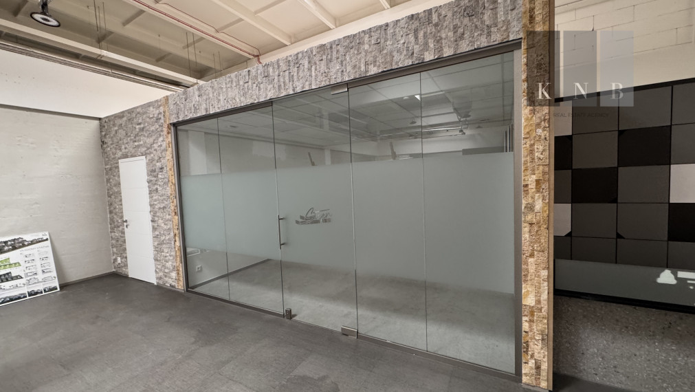 Prenájom showroomu 213 m² v obchodnom centre NEW LIVING CENTER v meste Bratislava