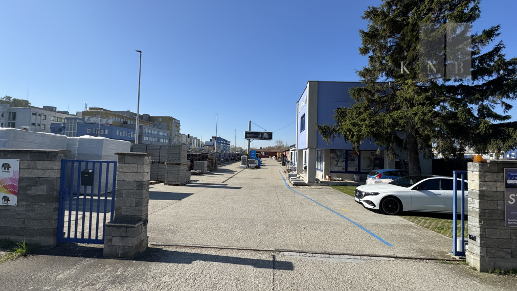 Commercial complex for rent 4,564 m² with direct access from Panónska cesta, Bratislava–Petržalka.