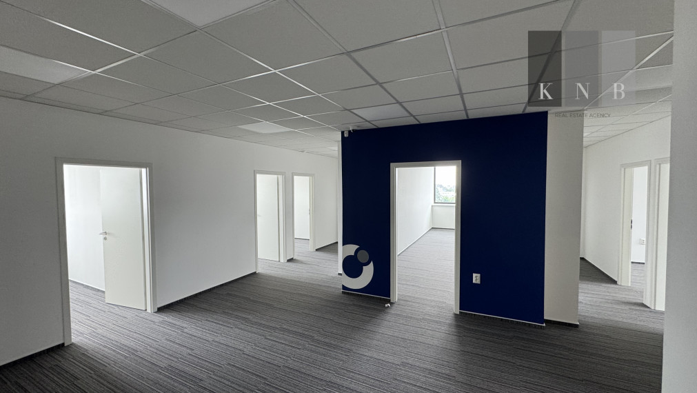 Office space for rent from 20 m² on Vajnorská Street in Bratislava