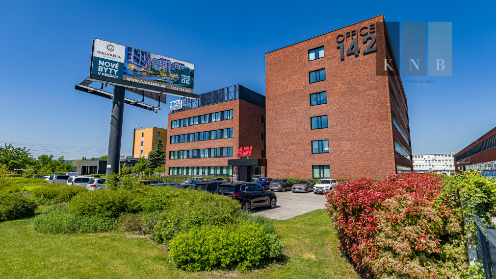 Office space for rent from 20 m² on Vajnorská Street in Bratislava