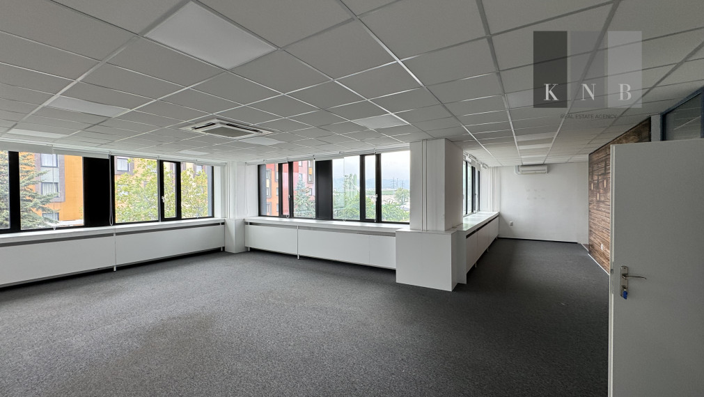 Office space for rent from 20 m² on Vajnorská Street in Bratislava