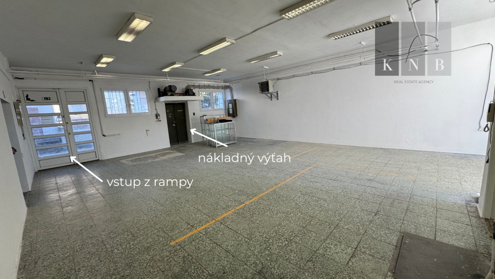 Property for sale 332,5 m² for commercial use in Bratislava, Vrakuňa district