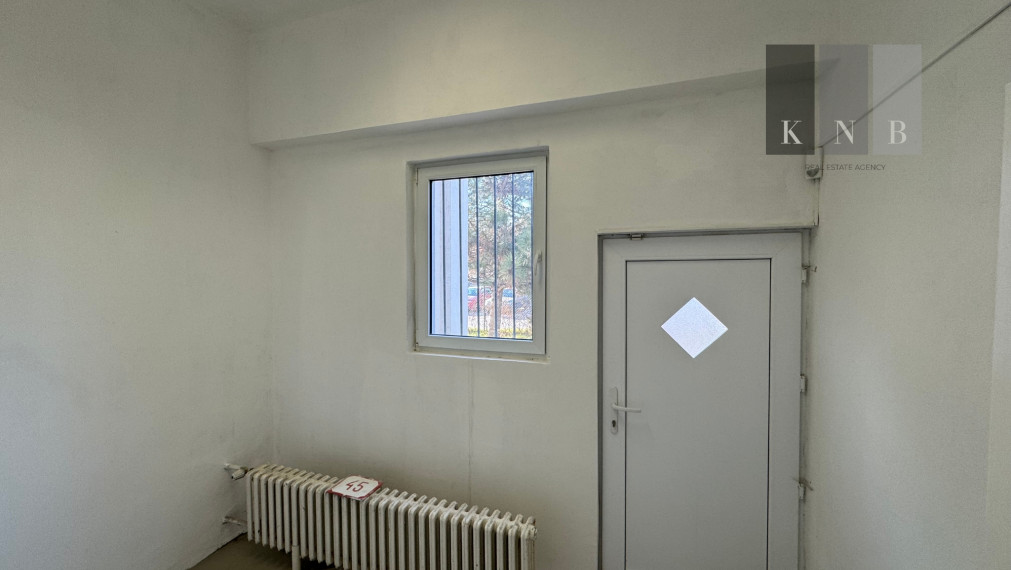 Property for sale 332,5 m² for commercial use in Bratislava, Vrakuňa district