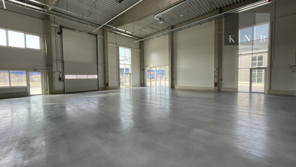 Prenájom výrobno-skladového priestoru 900 m² v časti Bratislava Bory