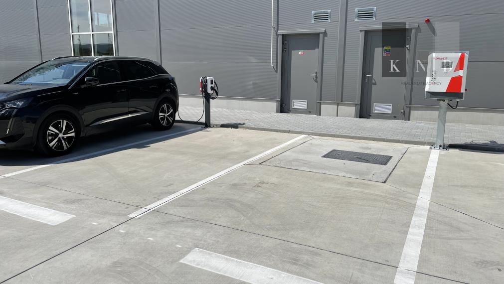 Prenájom výrobno-skladového priestoru 900 m² v časti Bratislava Bory