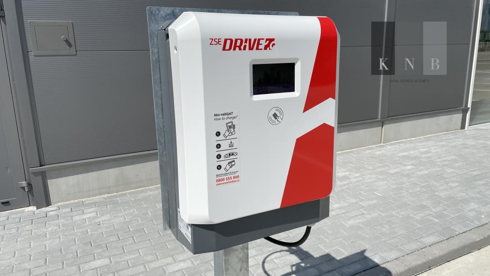 Prenájom výrobno-skladového priestoru 900 m² v časti Bratislava Bory