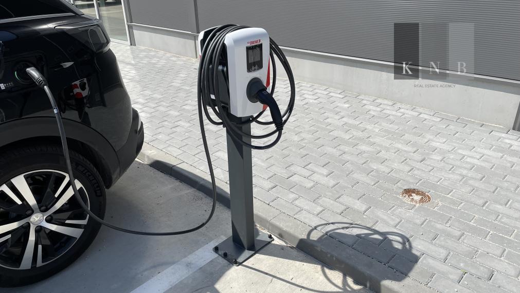 Prenájom výrobno-skladového priestoru 900 m² v časti Bratislava Bory