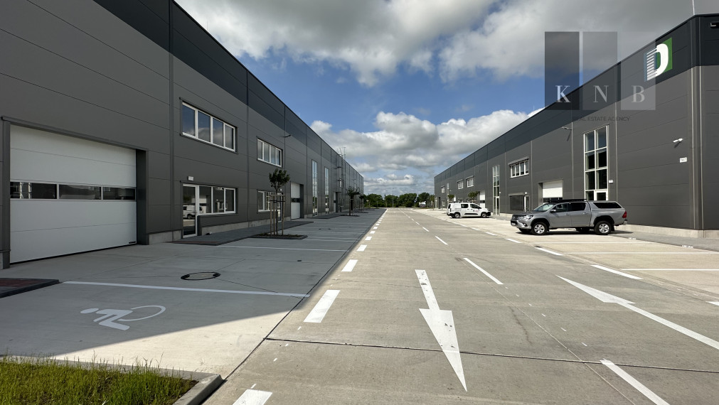 Prenájom výrobno-skladového priestoru 900 m² v časti Bratislava Bory