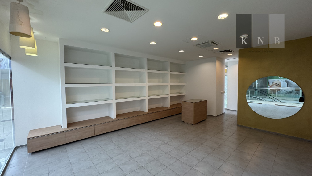 Prenájom obchodných priestorov od 24 m² v OD Saratov II v meste Bratislava, časti Dúbravka