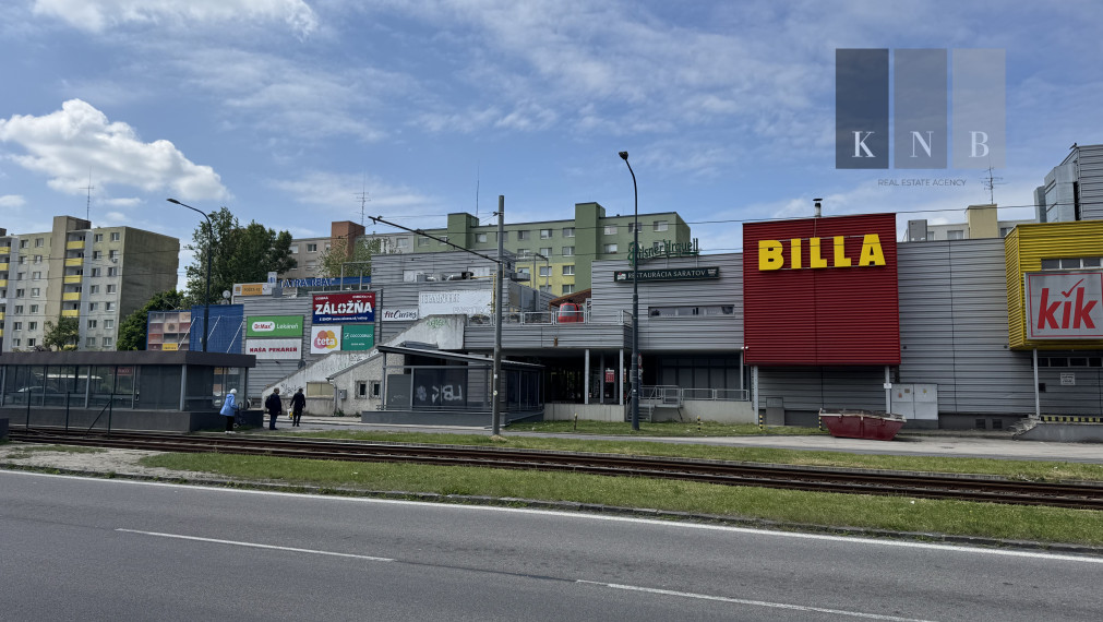Prenájom obchodných priestorov od 24 m² v OD Saratov II v meste Bratislava, časti Dúbravka