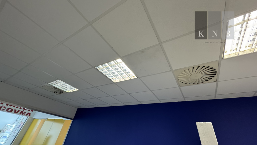 Prenájom obchodných priestorov od 24 m² v OD Saratov II v meste Bratislava, časti Dúbravka