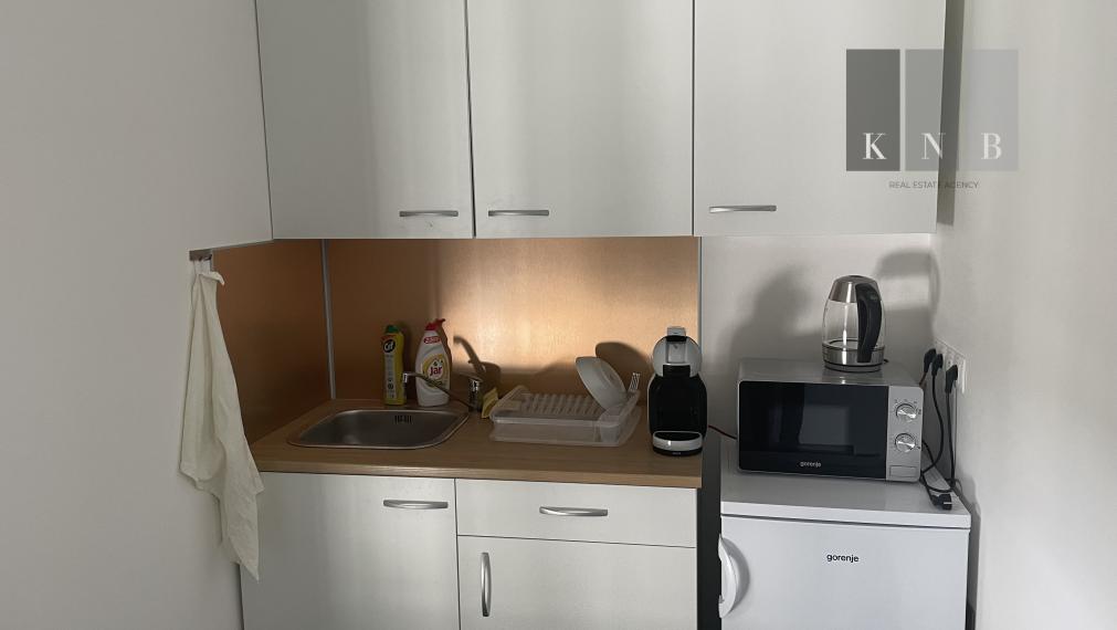 Prenájom výrobno-skladového priestoru 900 m² v časti Bratislava Bory