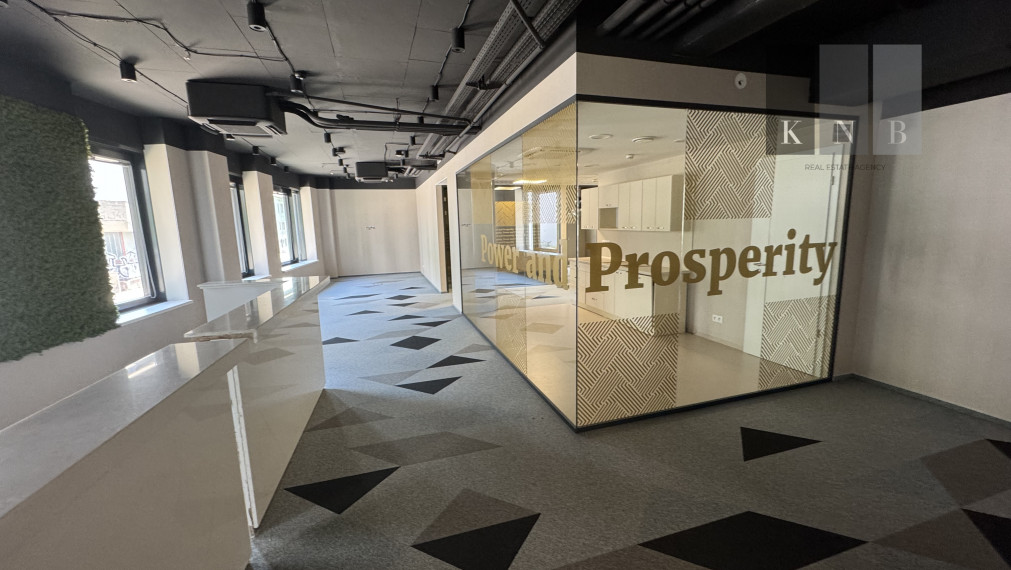 Prenájom samostatného kancelárskeho traktu 407 m² pri nábreží Dunaja v meste Bratislava