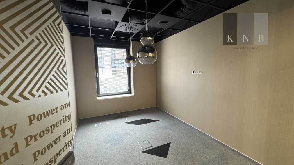 Prenájom samostatného kancelárskeho traktu 407 m² pri nábreží Dunaja v meste Bratislava