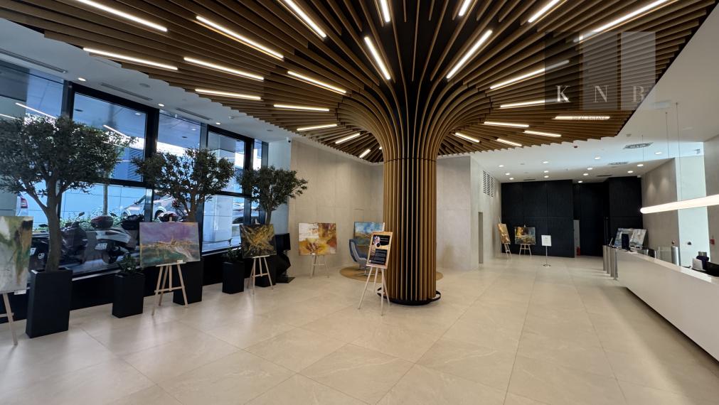 Prenájom samostatného kancelárskeho traktu 620 m² pri nábreží Dunaja v meste Bratislava