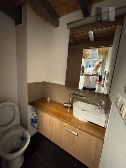 Prenájom prízemného obchodného priestoru 99 m² vo frekventovanej lokalite mesta Bratislava