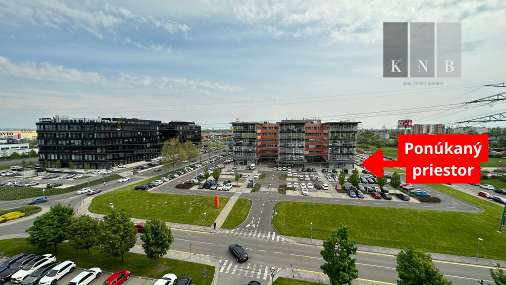 Ground-floor retail unit 82 m² for rent in a high-traffic location in Bratislava