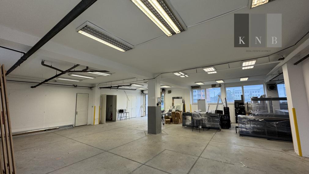 Prenájom výrobno-skladového priestoru 246 m² priamo na Vajnorskej ulici v meste Bratislava