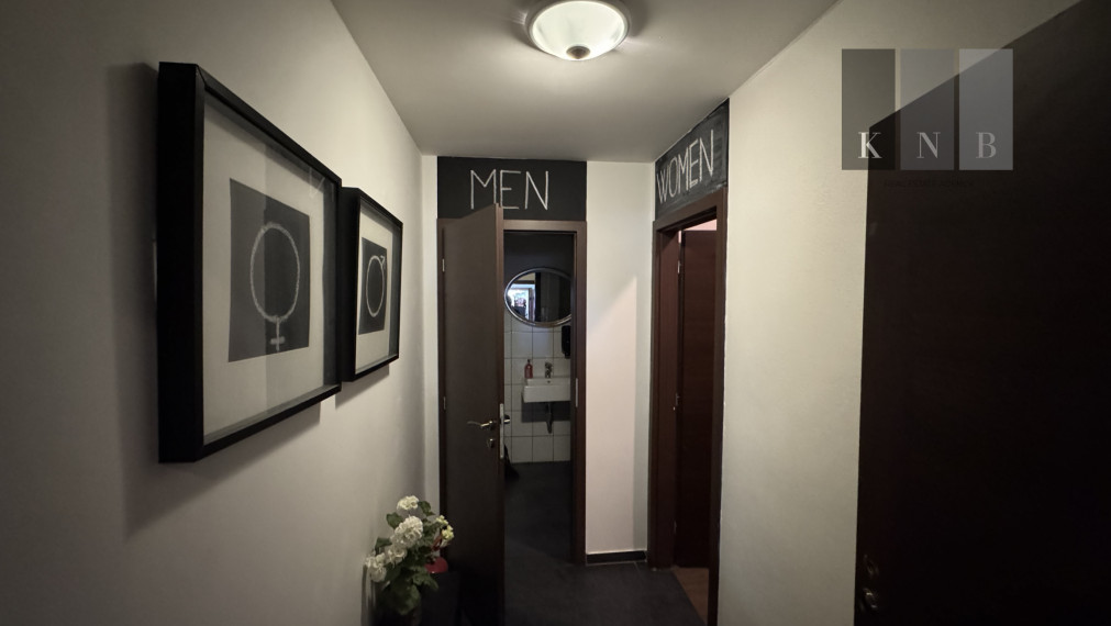 Prenájom prízemného obchodného priestoru 185 m² na prémiovej adrese v meste Bratislava