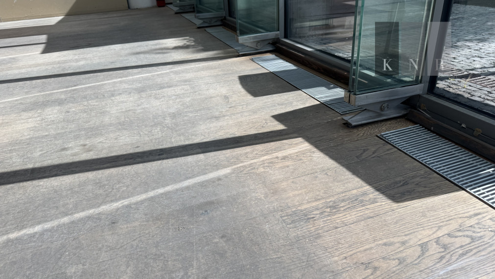 Prenájom prízemného obchodného priestoru 185 m² na prémiovej adrese v meste Bratislava