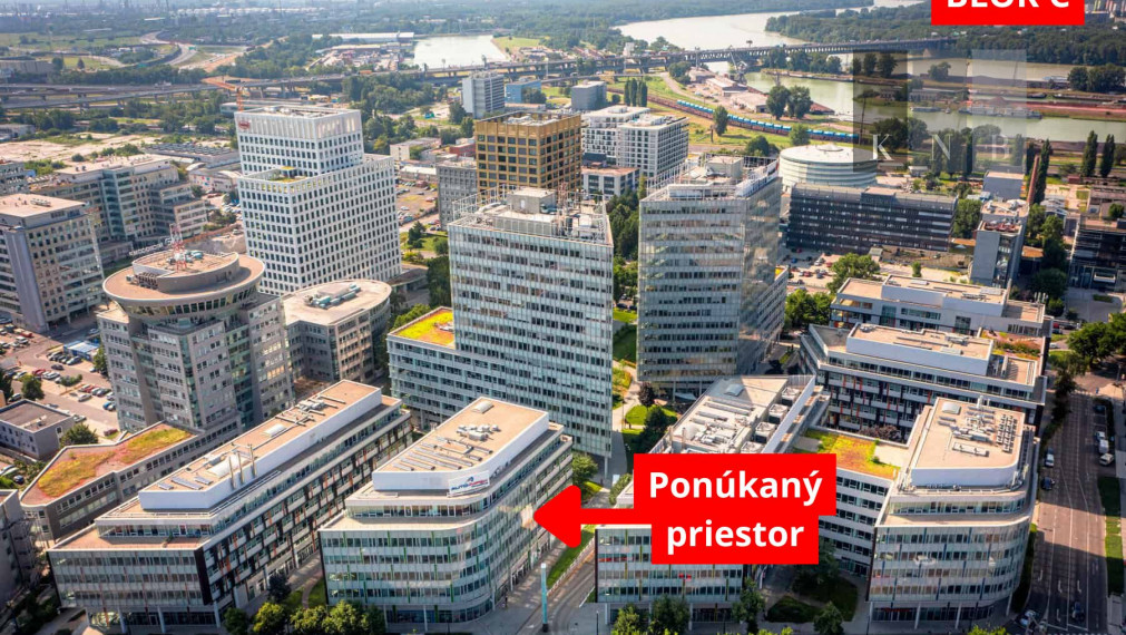 Prenájom novovybudovaného samostatného kancelárskeho traktu 360 m² v skvelej lokalite v centre mesta Bratislava