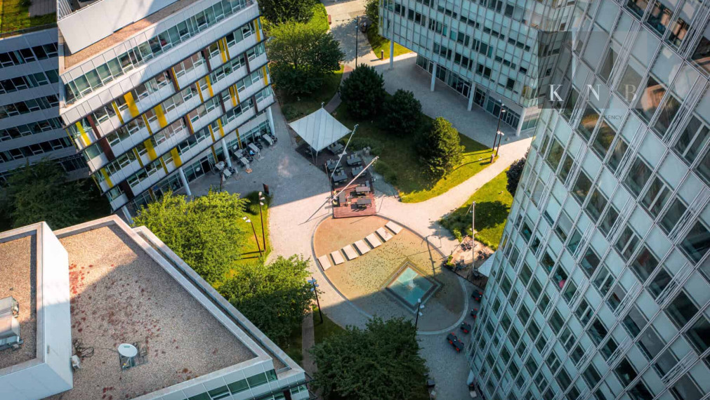 Prenájom novovybudovaného samostatného kancelárskeho traktu 360 m² v skvelej lokalite v centre mesta Bratislava