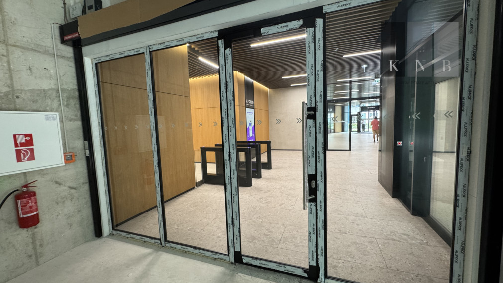 Prenájom obchodného priestoru 217 m² v skvelej lokalite v centre mesta Bratislava