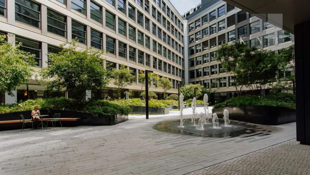 Prenájom obchodného priestoru 333 m² v skvelej lokalite v centre mesta Bratislava