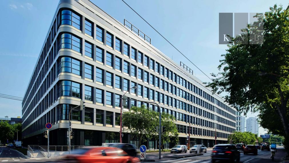 Prenájom obchodného priestoru 333 m² v skvelej lokalite v centre mesta Bratislava