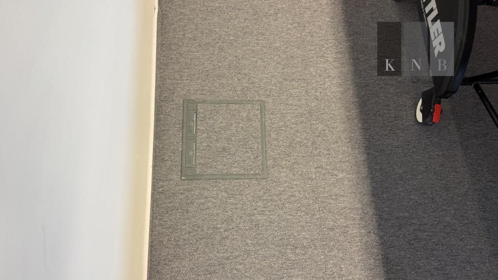 Prenájom 2 samostatných kancelárií 44,20 m² v Galvaniho biznis centre v meste Bratislava