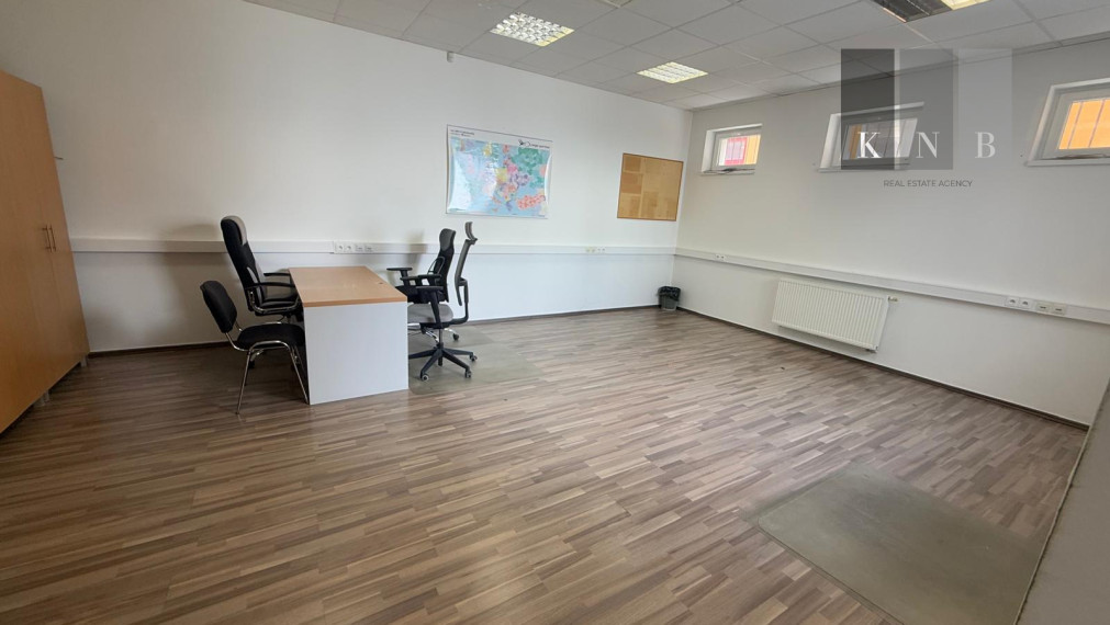 Prenájom samostatných kancelárií pri OC AVION v meste Bratislava