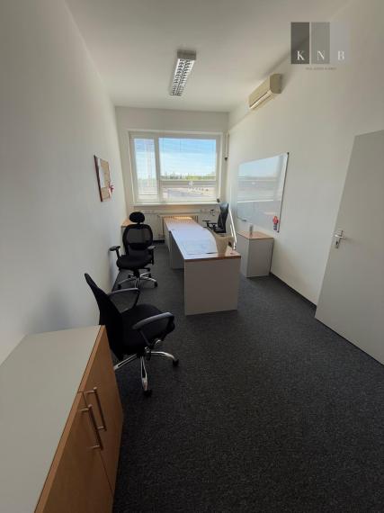 Prenájom samostatných kancelárií pri OC AVION v meste Bratislava