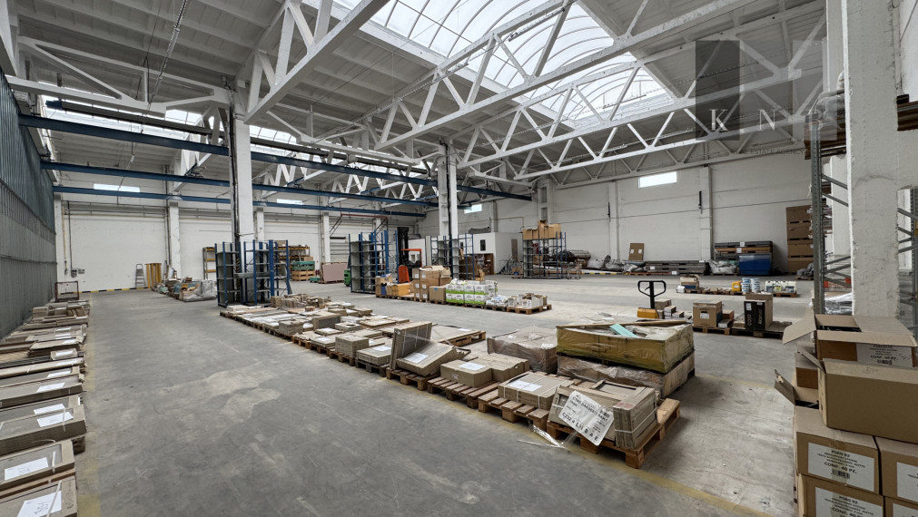 Prenájom skladového priestoru 1070 m² v meste Bratislava