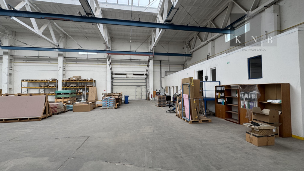 Prenájom skladového priestoru 1070 m² v meste Bratislava