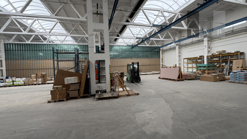 Prenájom skladového priestoru 1070 m² v meste Bratislava