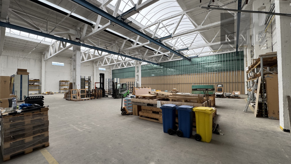 Prenájom skladového priestoru 1070 m² v meste Bratislava