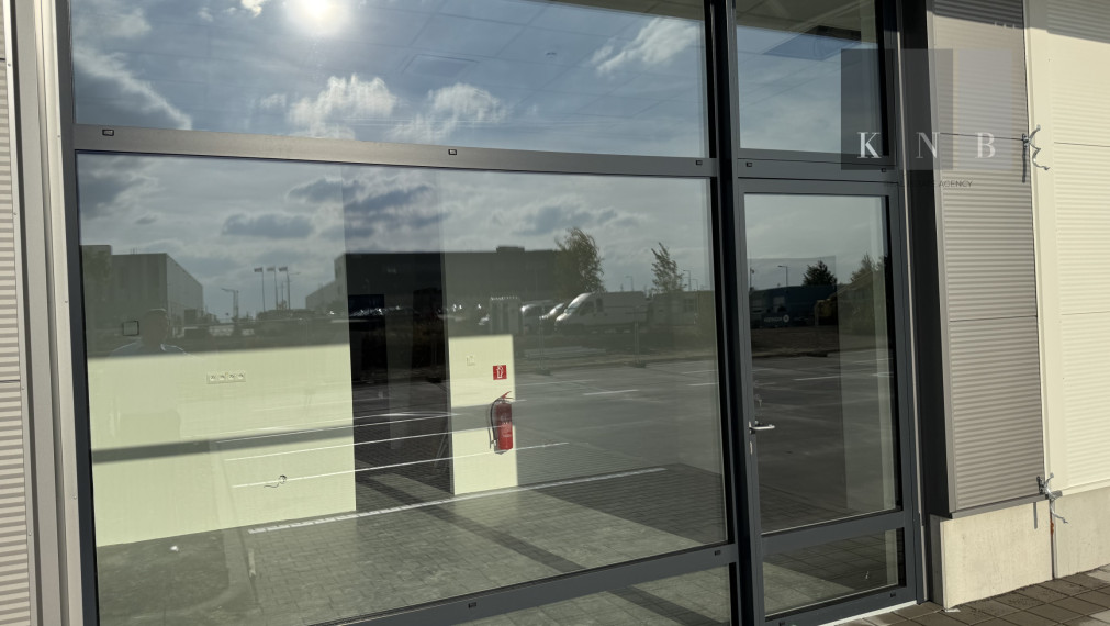 Predaj novopostaveného obchodného skladu 300 m² pri diaľnici D1 SENEC