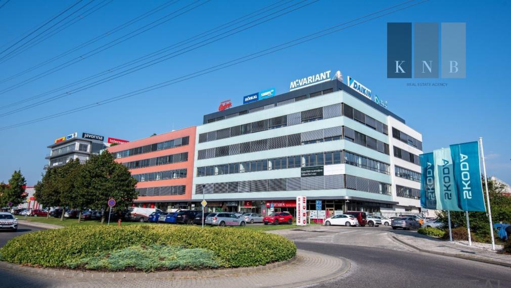 Prenájom prízemného obchodného priestoru 170 m² vo frekventovanej lokalite mesta Bratislava